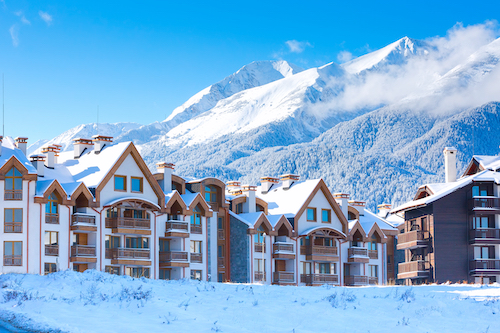 Valais : Parcelle contructible pour un complexe hôtelier en station de ski à vendre.